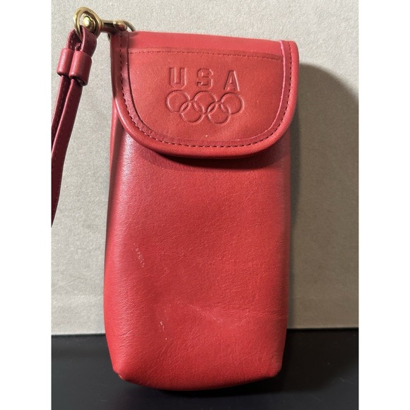 Vintage Coach USA Olympic Red Leather Phone Case Wristlet /wallet - Picture 2 of 8